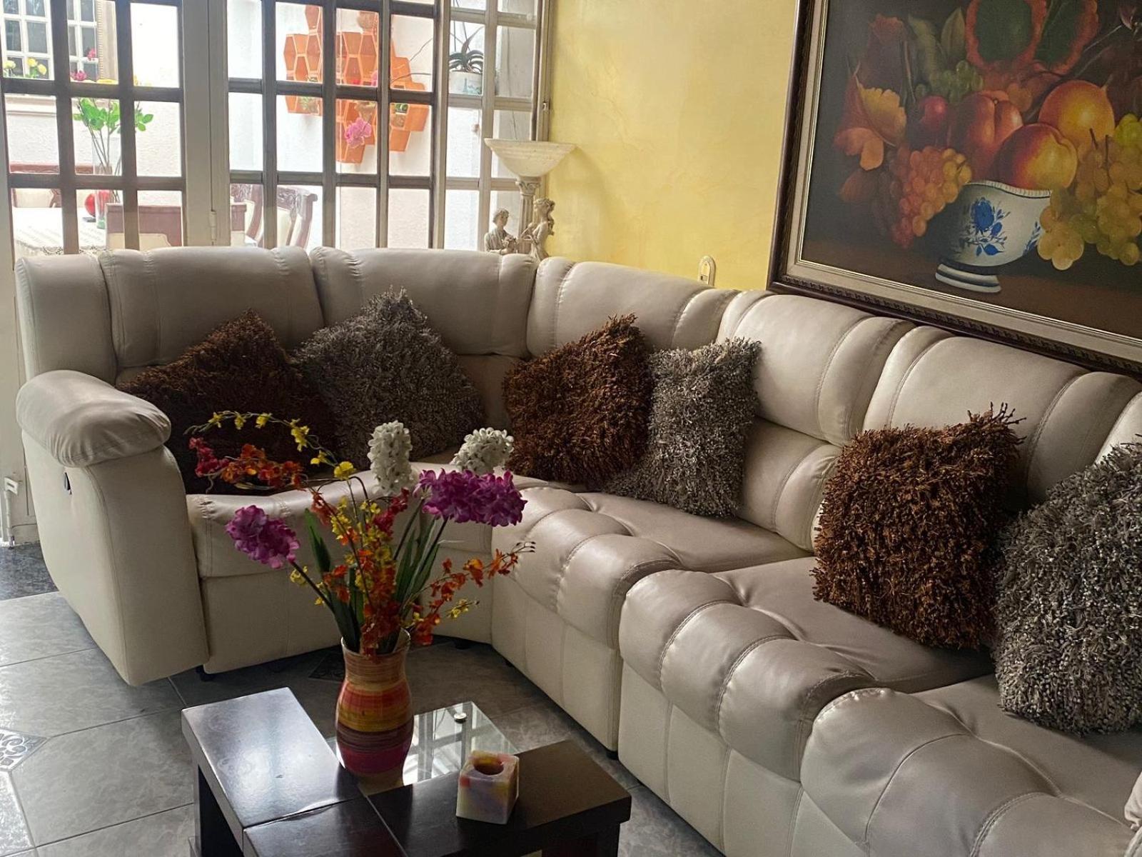 Hermosa Casa Con Gran Ubicacion Hébergement de vacances *